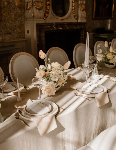 Neutral wedding table styling and floristry