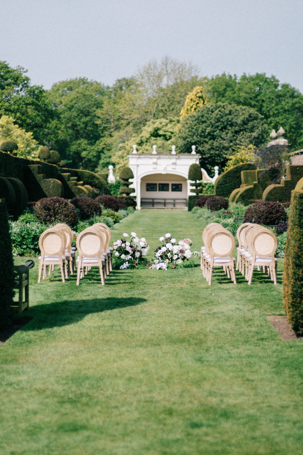 Outside-wedding-ceremony-venues-cheshire A colour image of the outside ceremony area of an exclusive use wedding venue in Cheshire.