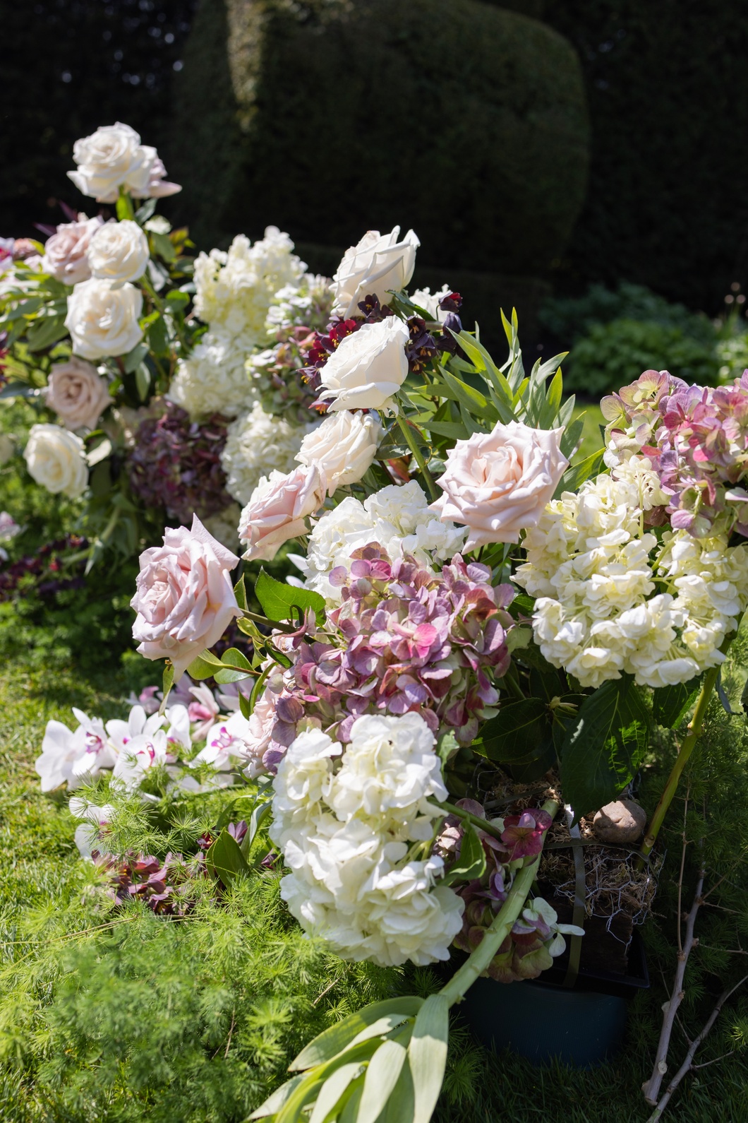 luxury-wedding-floristry-and-wedding-planning-cheshire Luxury summer pink wedding floristry by Jemma Khan Studio and wedding planning by Soiree Studio.