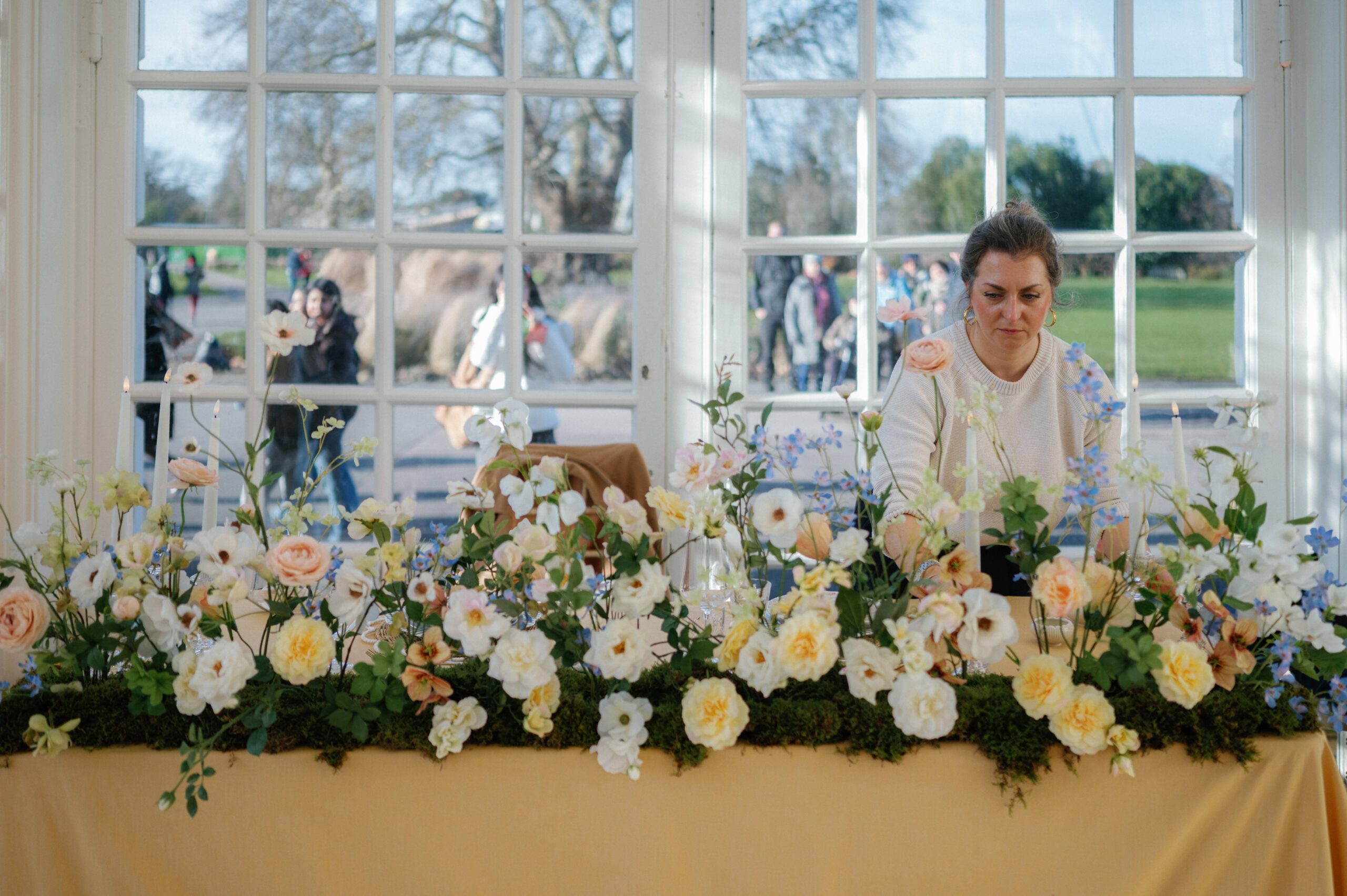 An image of a tablescape at Kew Gardens wedding venue in the uk.
